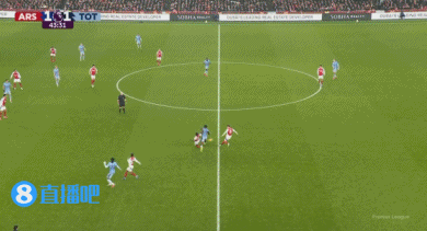 厄德高收获阿森纳生涯第26次联赛助攻，超越桑切斯和拉卡泽特