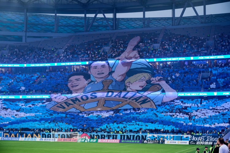 博主:大连英博一共谈了三个广州队球员,至少有一个留下